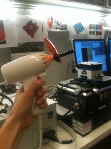 Luke har laser. Mitt hemmelige våpen er UV-pistolen. 