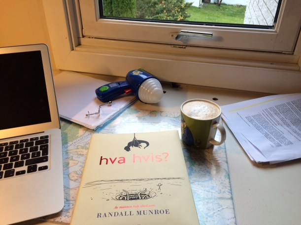 Morgenstund med fin bok. 